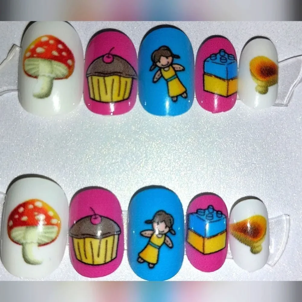 Kids custom It's a girls thing 10pc  press on nails for girls and teens
